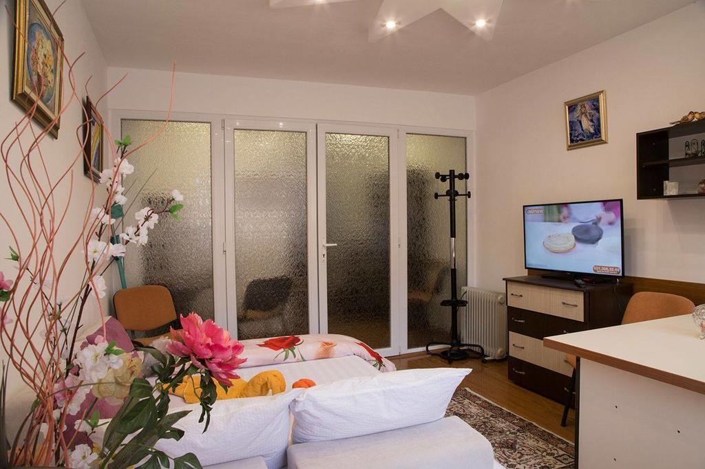 Appartement Belle Studio à Galaţi Extérieur photo
