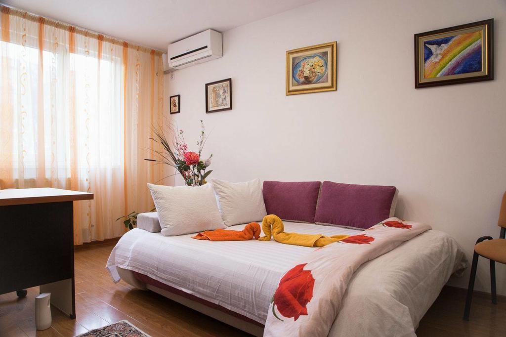 Appartement Belle Studio à Galaţi Extérieur photo